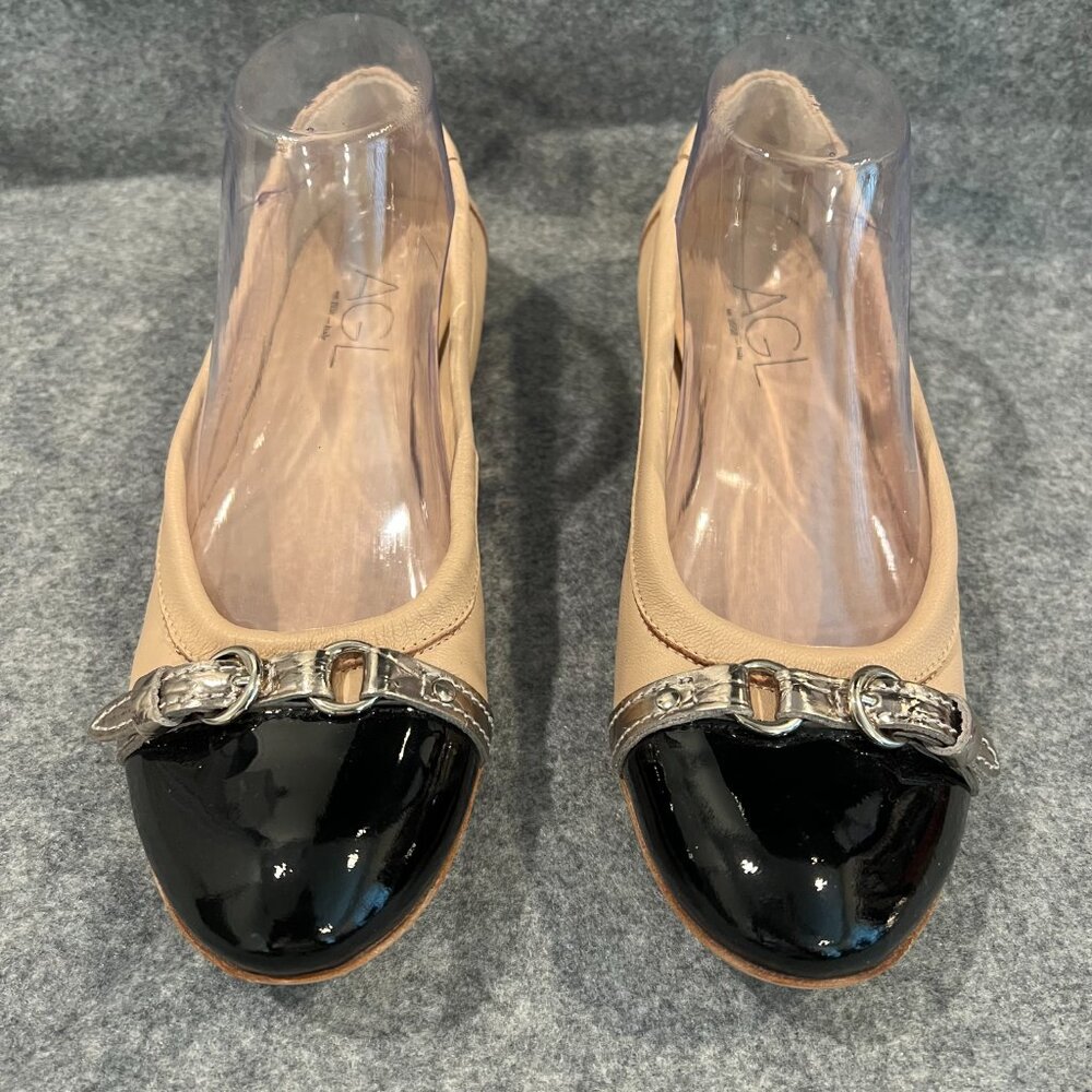 AGL Monika Cap Toe Ballet Size 38.5 8.5 NWOB Beige Black Patent